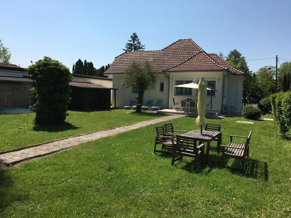 Villa Ida Balatonmáriafürdő Exteriör bild
