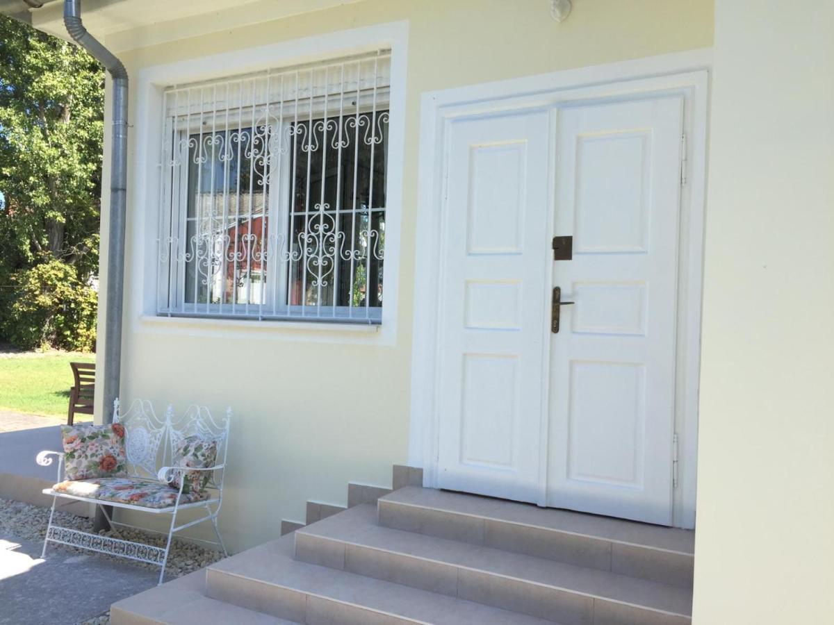 Villa Ida Balatonmáriafürdő Exteriör bild